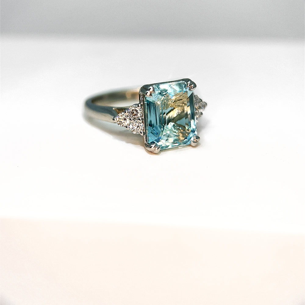 Aquamarine and Diamond 7 Stone Ring