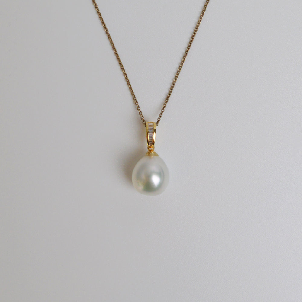 South Sea Pearl & Diamond Pendant