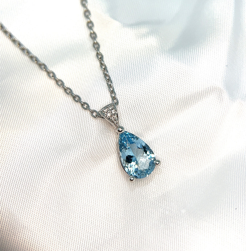 Pear Shape Aquamarine and Diamond Pendant