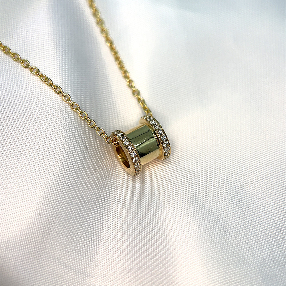 Yellow Gold Diamond 'Brooklyn' Barrel pendant