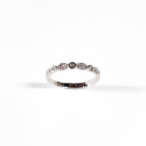 
            
                Load image into Gallery viewer, Vintage Inspired Wedding Band in 9ct White Gold
            
        